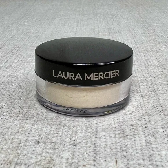 🎁3 for $30🎁 Laura Mercier Translucent Powder mini - Picture 4 of 4